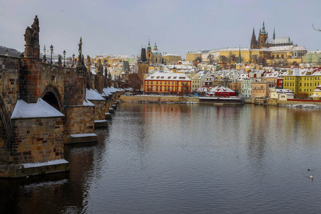 Charles-Bridge-Palace_Prague